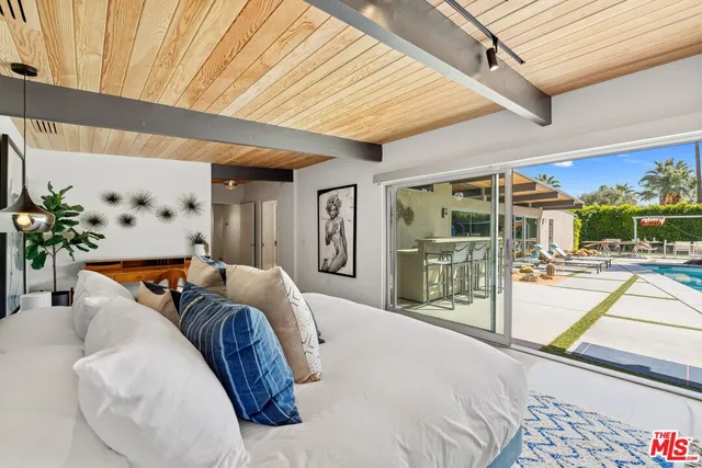 $16,000 | 207 North Debby Drive, Palm Springs, CA 92262