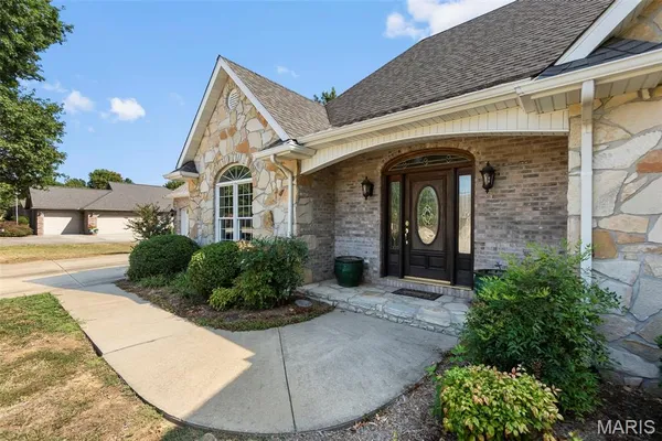 $750,000 | 406 Hidden Meadows Drive, Jackson, MO 63755