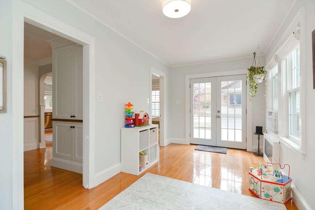 1133 Brook Road Milton, MA 02186 - Photo 31 of 40 a living room with furniture and a large window