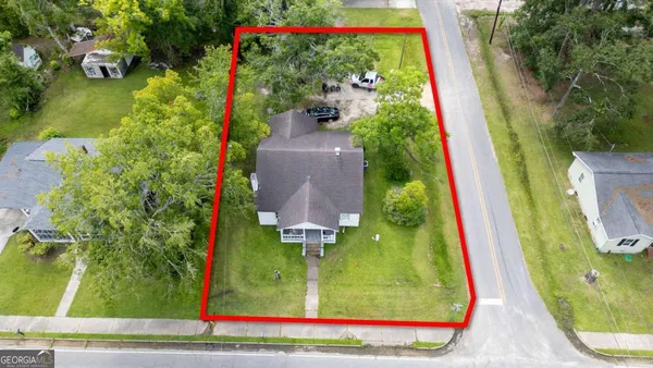 $92,000 | 207 Thomas Street, Baxley, GA 31513