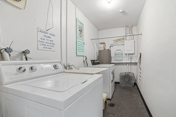 $230,000 | 101 Doolen Court, Unit 201, North Palm Beach, FL 33408