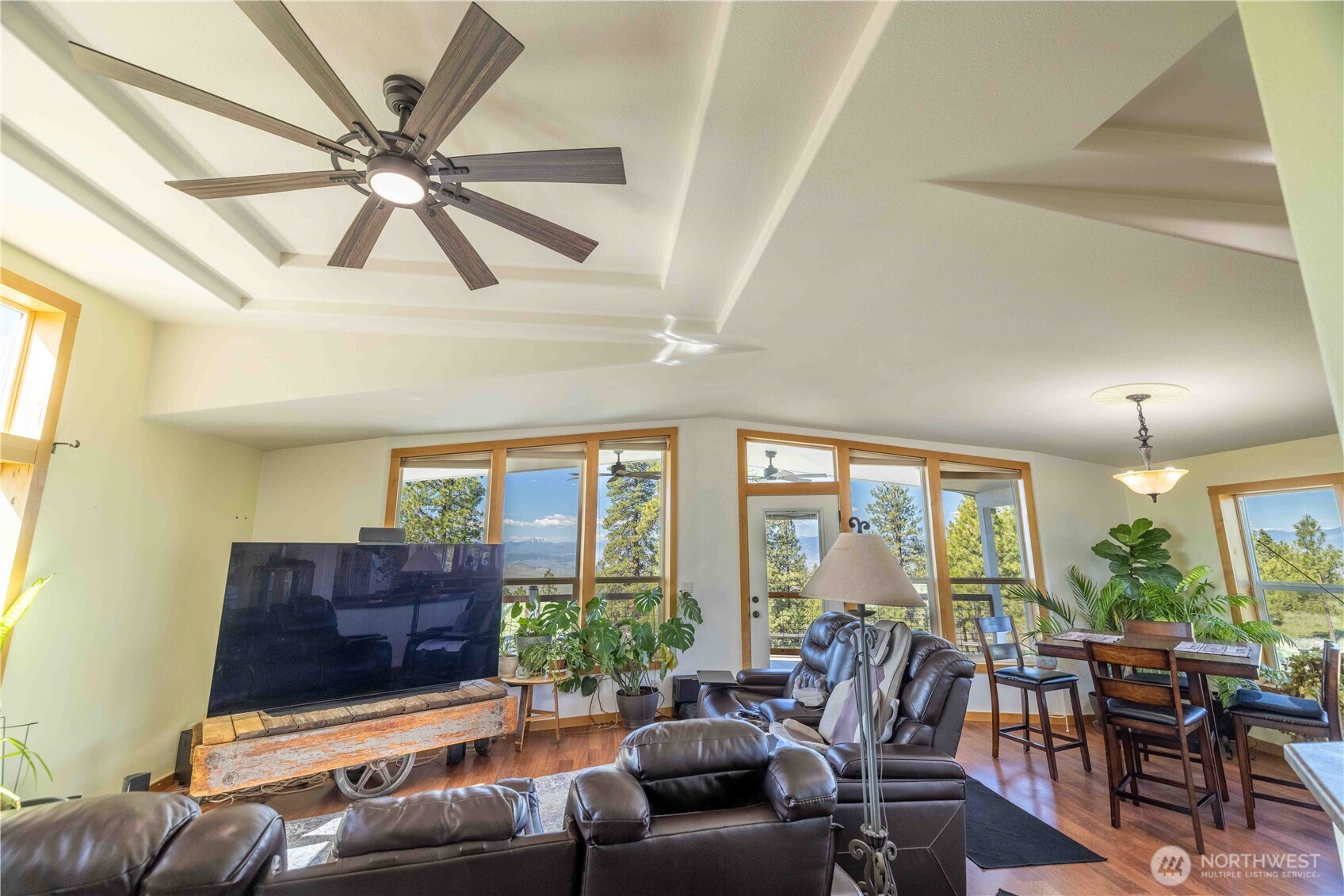 23 Razor Road Tonasket, WA 98855 - Photo 6 of 40