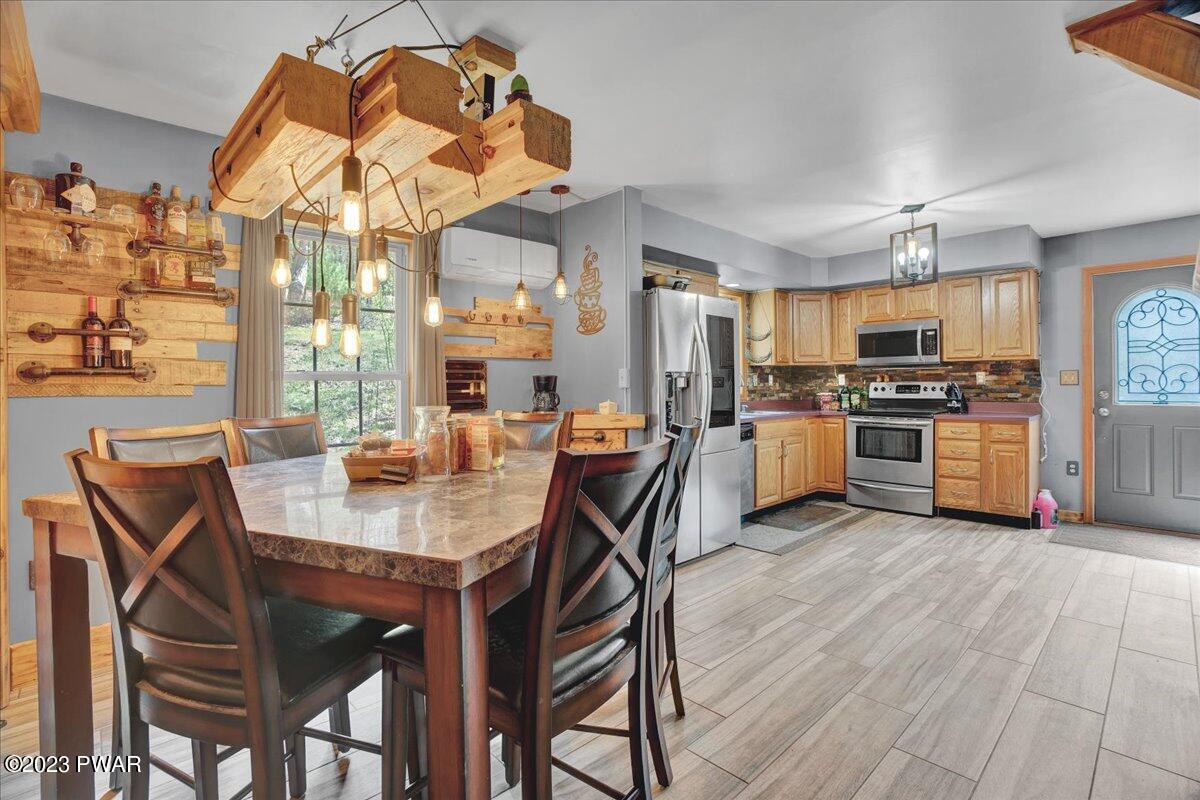 11 Elmwood Court Hawley, PA 18428 - Photo 10 of 40
