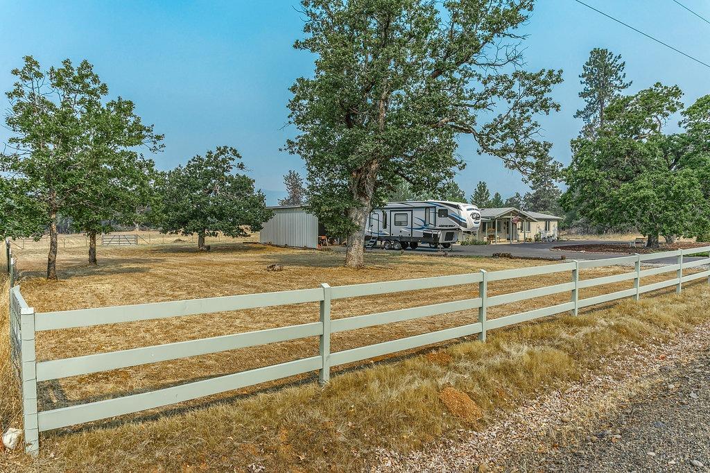 11719 Duggan Road Gold Hill, OR 97525 - Photo 22 of 32 Additional Photo