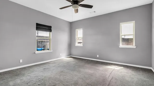 $299,000 | 702 Dixie Lane, Whitewright, TX 75491