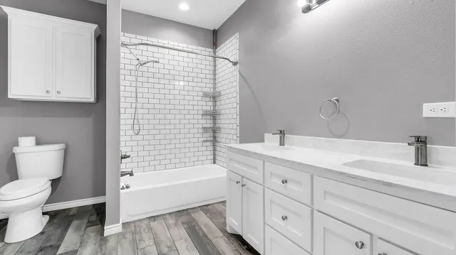 $299,000 | 702 Dixie Lane, Whitewright, TX 75491