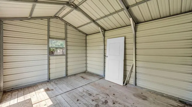 $299,000 | 702 Dixie Lane, Whitewright, TX 75491