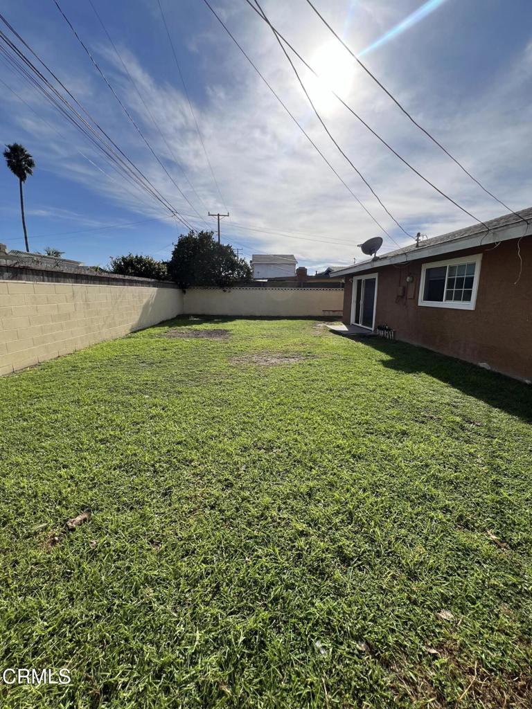 2230 Lassen Street Oxnard, CA 93033 - Photo 10 of 13 a view of a back yard