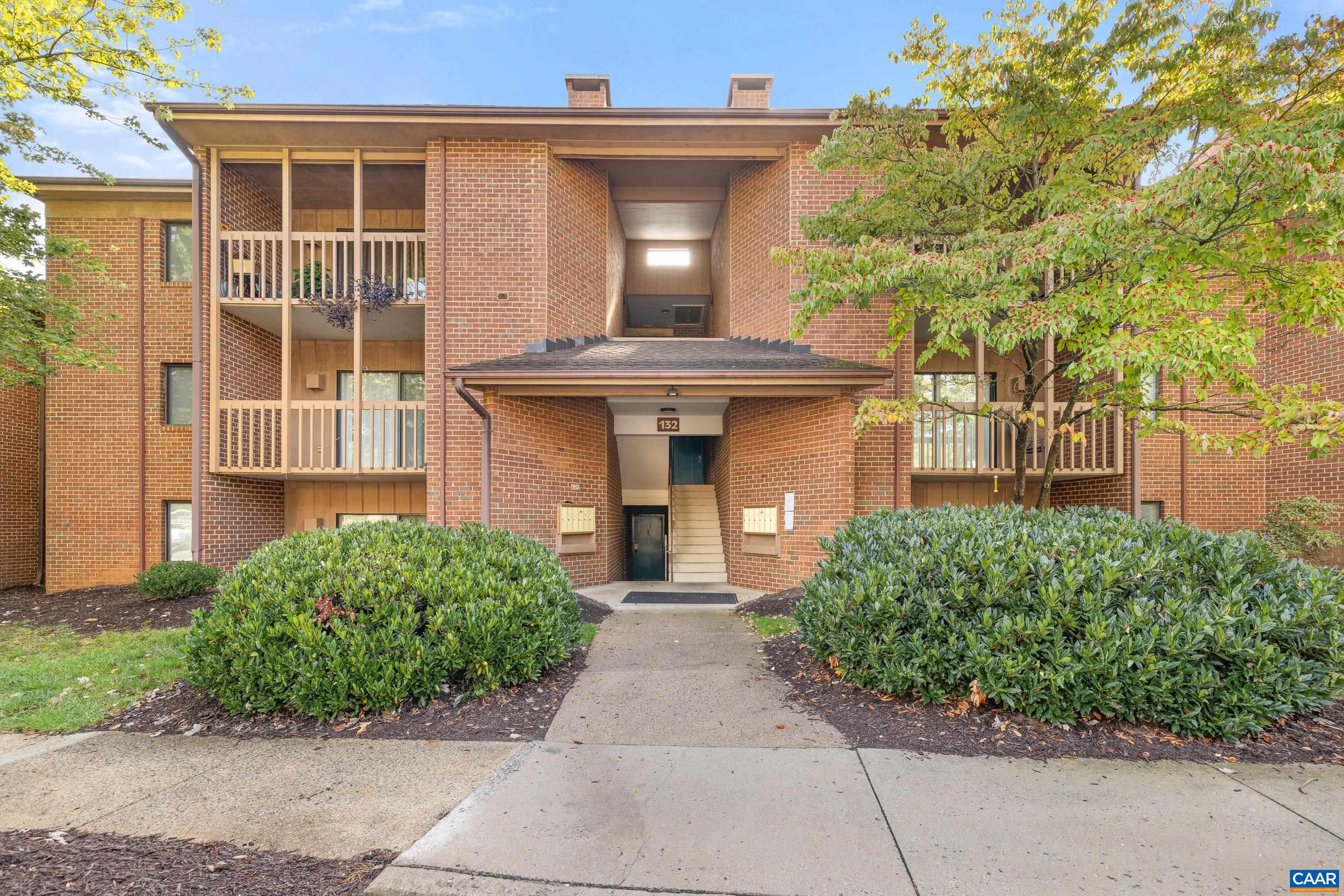 132 Turtle Creek Road, Unit 11 Charlottesville, VA 22901 - Photo 1 of 19
