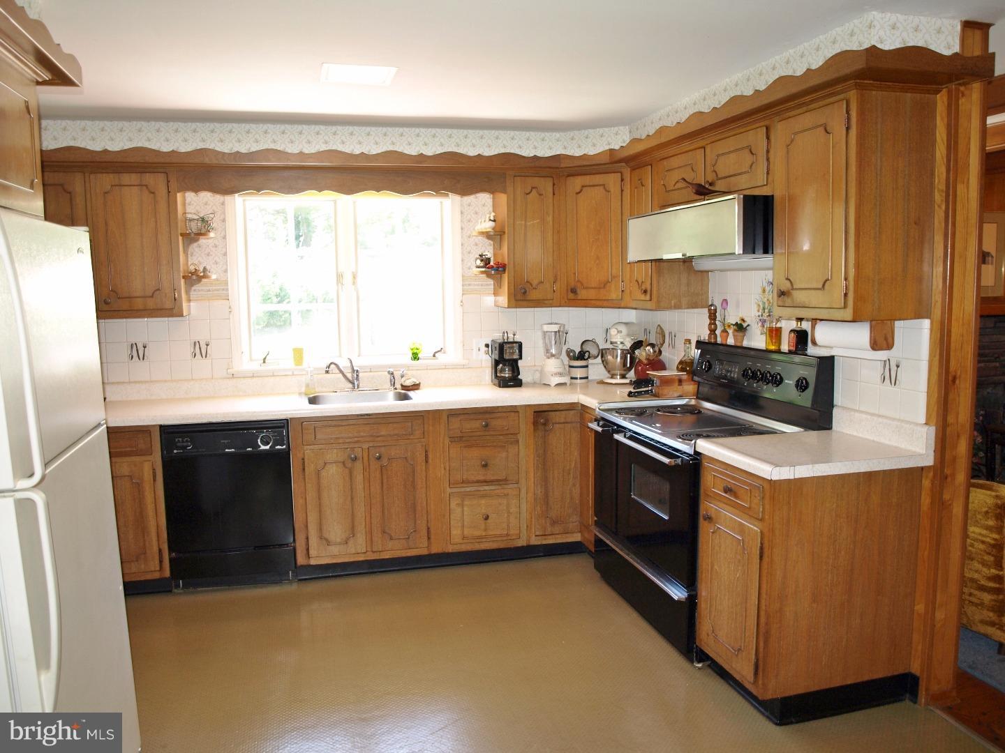 600 Spring Valley Road Doylestown, PA 18901 - Photo 11 of 23