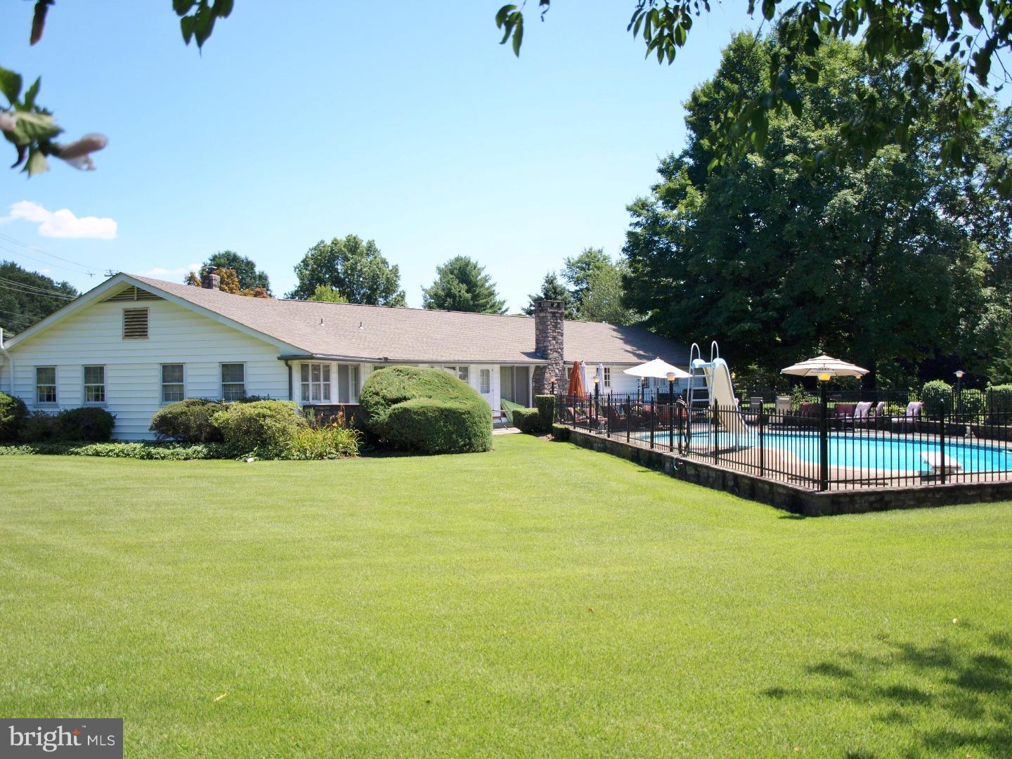 600 Spring Valley Road Doylestown, PA 18901 - Photo 3 of 23