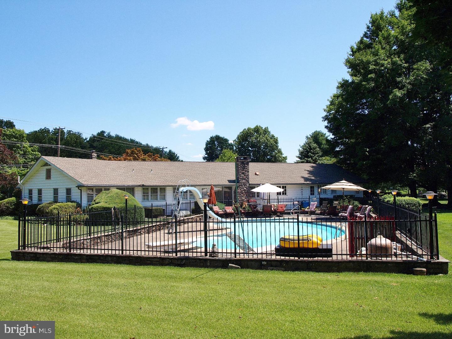 600 Spring Valley Road Doylestown, PA 18901 - Photo 4 of 23