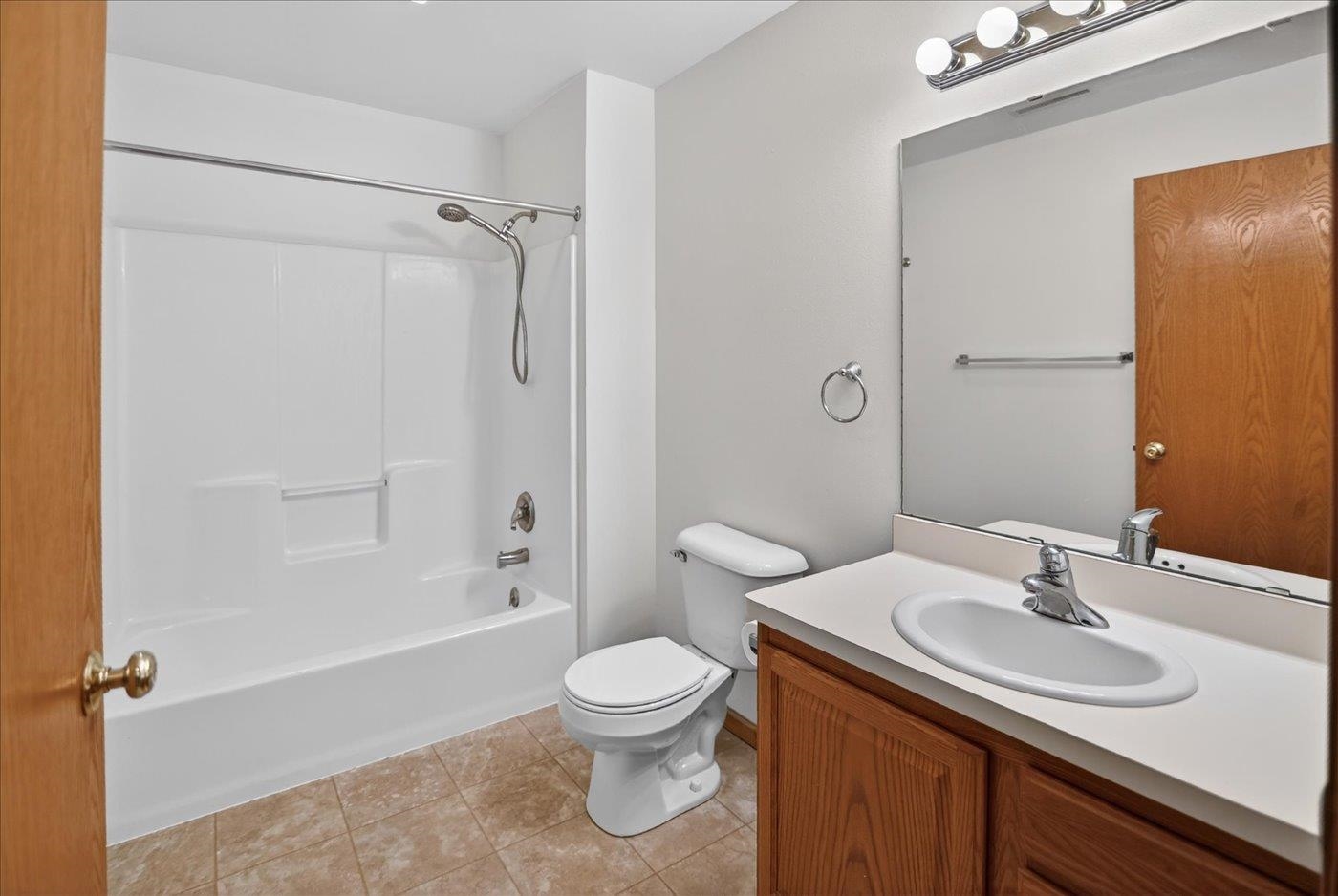 494 Cledell Street, Unit 4 Oregon, WI 53575 - Photo 27 of 49