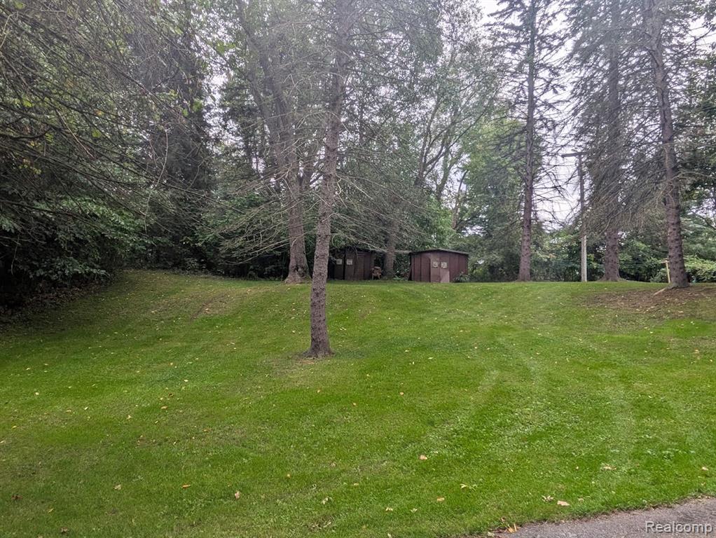 4050 Hunters Creek Road Metamora, MI 48455 - Photo 30 of 36 Gallery Image 30
