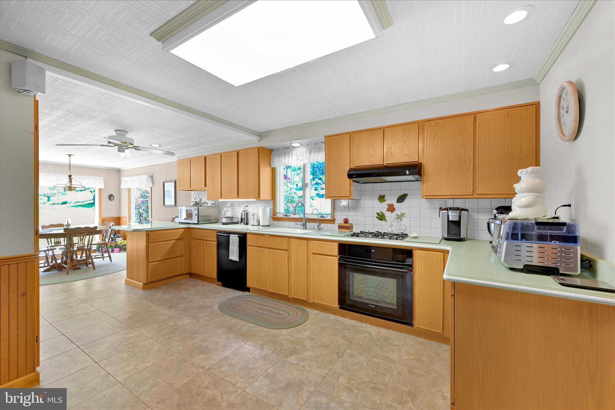 990 Mt Wilson Road Lebanon, PA 17042 - Photo 19 of 42 Kitchen