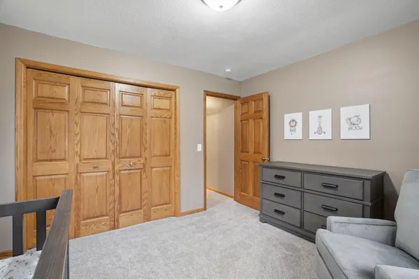 $344,900 | 714 East Crescent Lane, Litchfield, MN 55355
