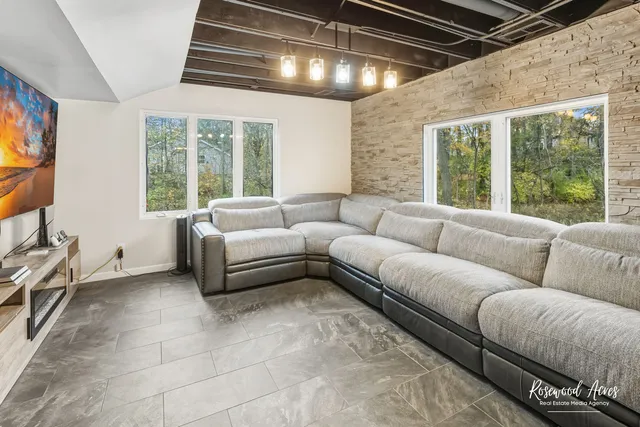 a close view of light fixtures and washer and dryer
