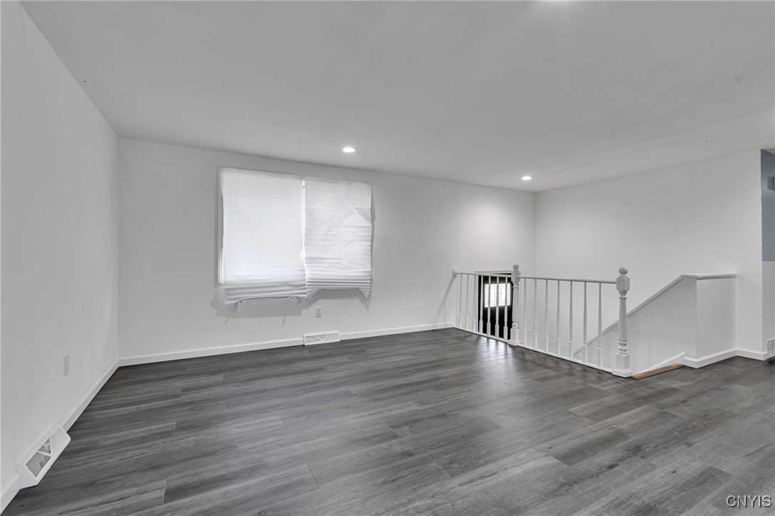 4710 Cottage Road Royalton, NY 14067 - Photo 10 of 45