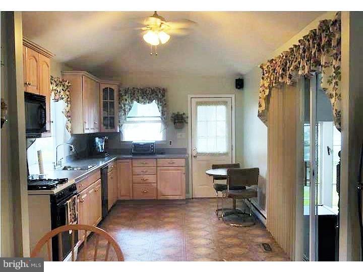 2033 Whatley Road Hamilton Square, NJ 08690 - Photo 10 of 11 Kitchen