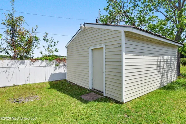 $214,900 | 3214 Wesley Street, Pascagoula, MS 39567