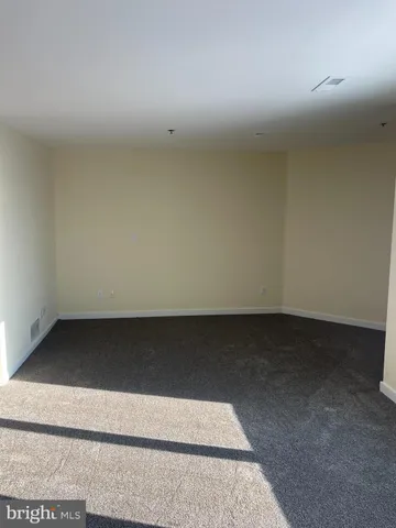 $1,700 | 5215 Le Parc Drive, Unit 8, Wilmington, DE 19809