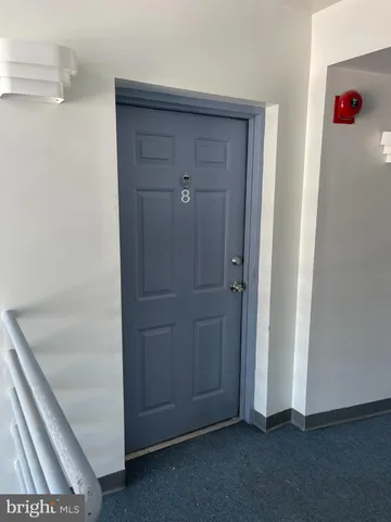 $1,700 | 5215 Le Parc Drive, Unit 8, Wilmington, DE 19809