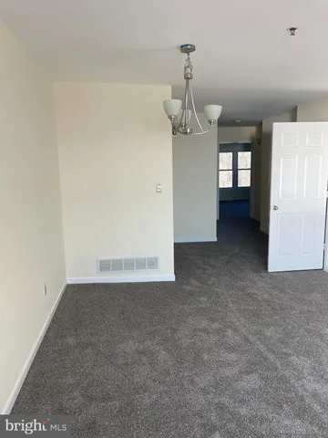 $1,700 | 5215 Le Parc Drive, Unit 8, Wilmington, DE 19809