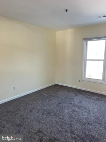 $1,700 | 5215 Le Parc Drive, Unit 8, Wilmington, DE 19809