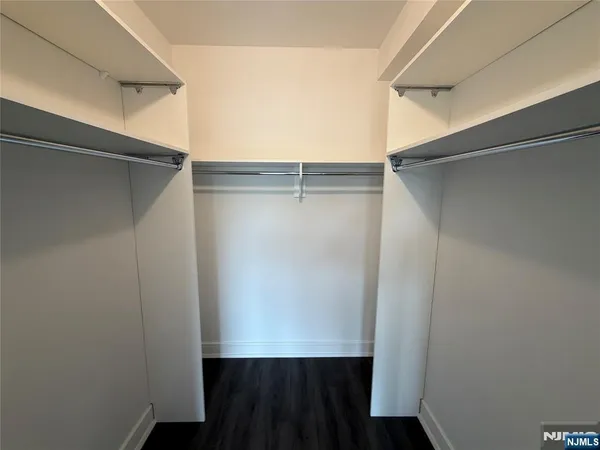 $3,095 | 470 Main Street, Unit 610, Fort Lee, NJ 07024