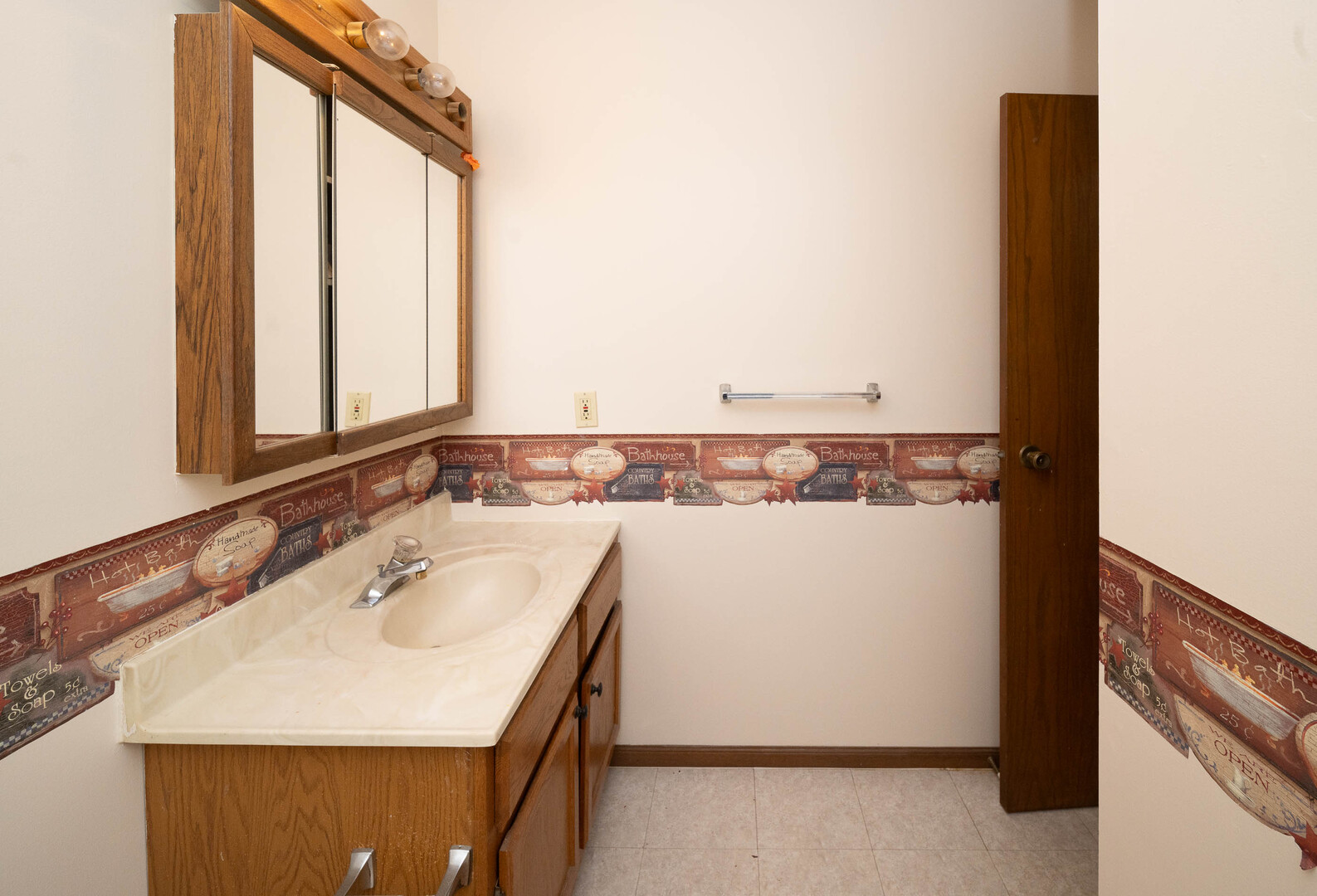 3516 Kings Lair Drive Spring Grove, IL 60081 - Photo 14 of 24