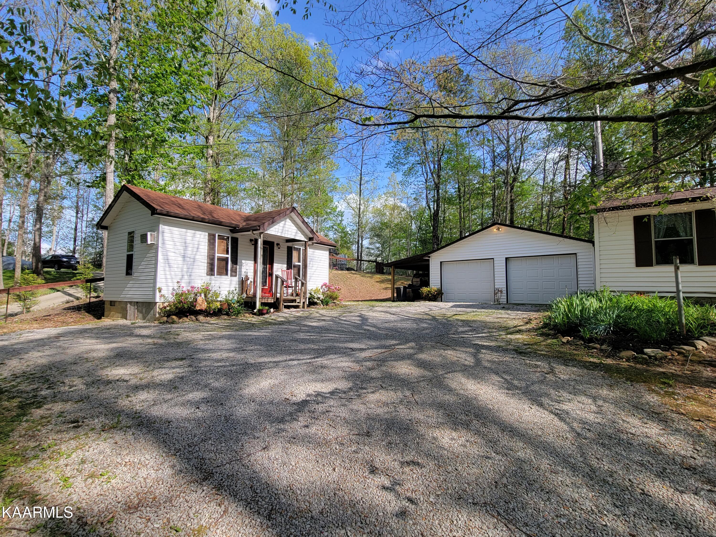 2226 Litton Road Oneida, TN 37841 - Photo 2 of 20 20220430_171727