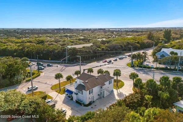 $2,600,000 | 9300 Florida A1A, Vero Beach, FL 32963