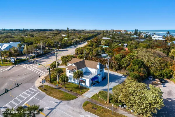 $2,600,000 | 9300 Florida A1A, Vero Beach, FL 32963