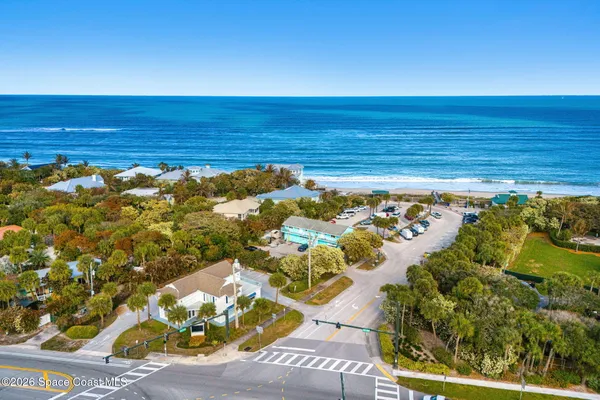 $2,600,000 | 9300 Florida A1A, Vero Beach, FL 32963