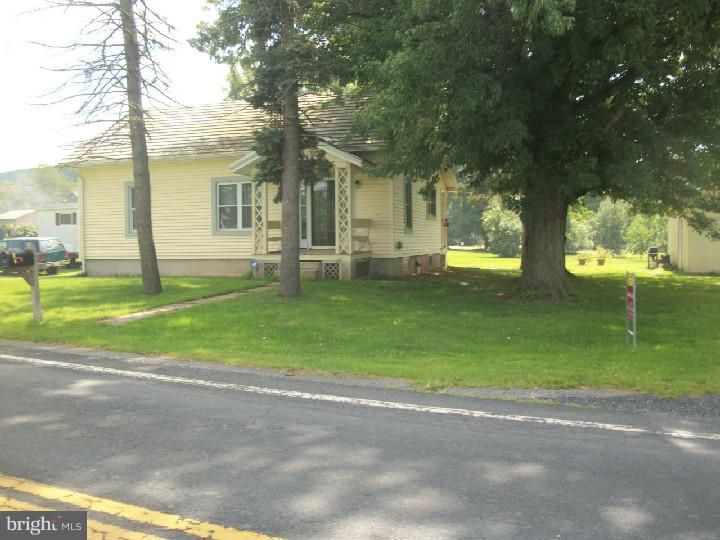 898 Rock Road Pine Grove, PA 17963 - Photo 3 of 19 Gallery Image 3