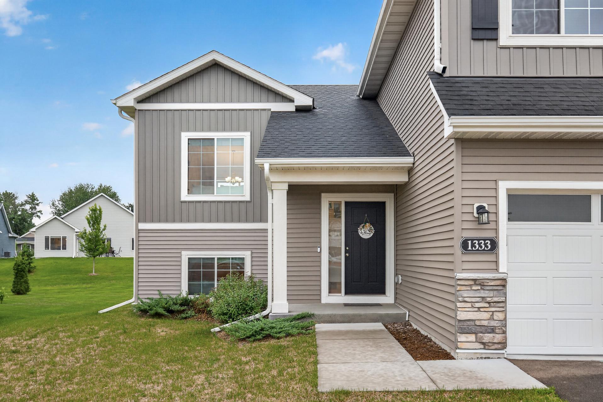 1333 Oak Rdg Street Hanover, MN 55341 - Photo 3 of 48