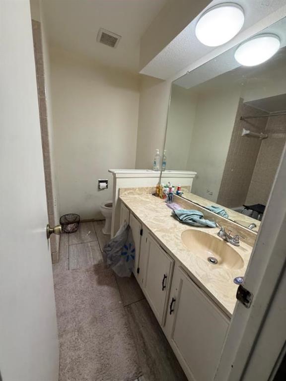 705 Angle Ridge Circle Garland, TX 75043 - Photo 26 of 39 Gallery Image 26