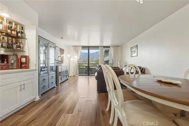 $879,000 | 345 Pioneer Drive, Unit 501, Glendale, CA 91203