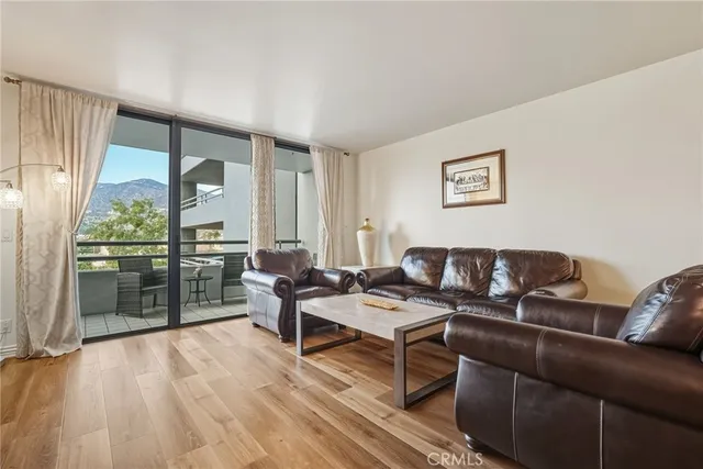 $879,000 | 345 Pioneer Drive, Unit 501, Glendale, CA 91203