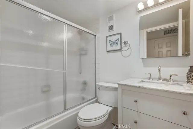 $879,000 | 345 Pioneer Drive, Unit 501, Glendale, CA 91203