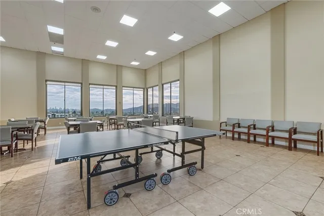 $879,000 | 345 Pioneer Drive, Unit 501, Glendale, CA 91203