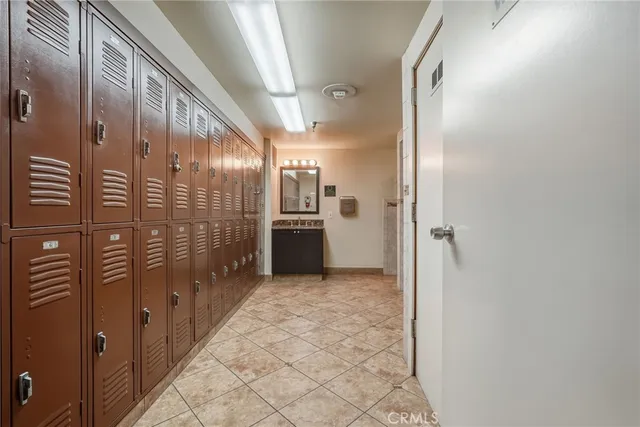 $879,000 | 345 Pioneer Drive, Unit 501, Glendale, CA 91203