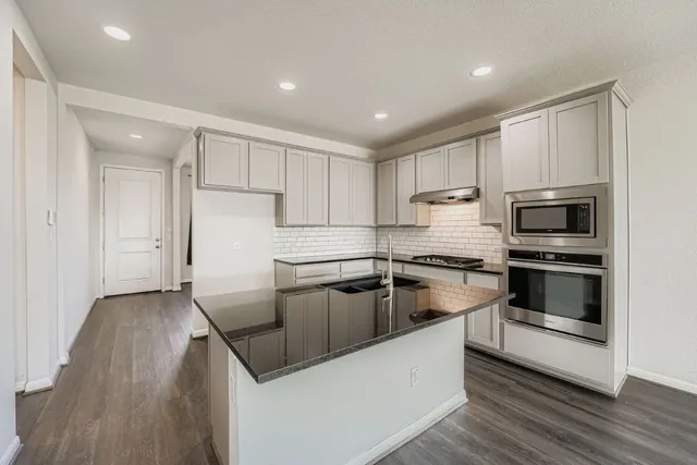 $295,000 | 209 Watercourse Way, Bastrop, TX 78602