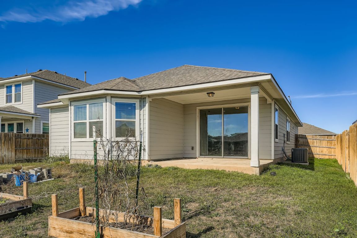 209 Watercourse Way Bastrop, TX 78602 - Photo 27 of 29