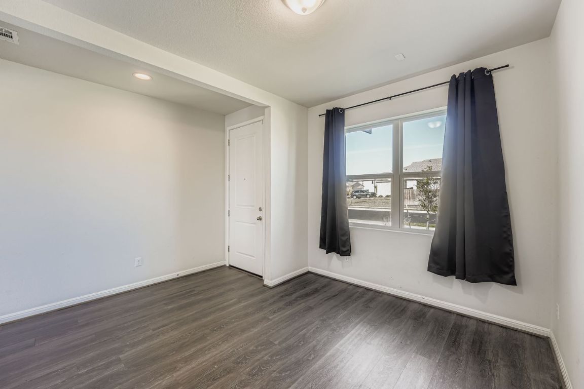 209 Watercourse Way Bastrop, TX 78602 - Photo 4 of 29