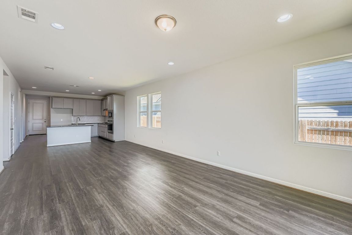 209 Watercourse Way Bastrop, TX 78602 - Photo 6 of 29