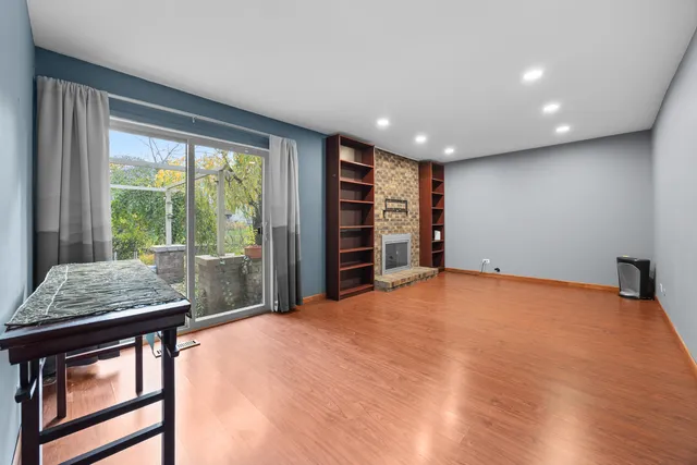 $545,000 | 1567 California Street, Elk Grove Village, IL 60007