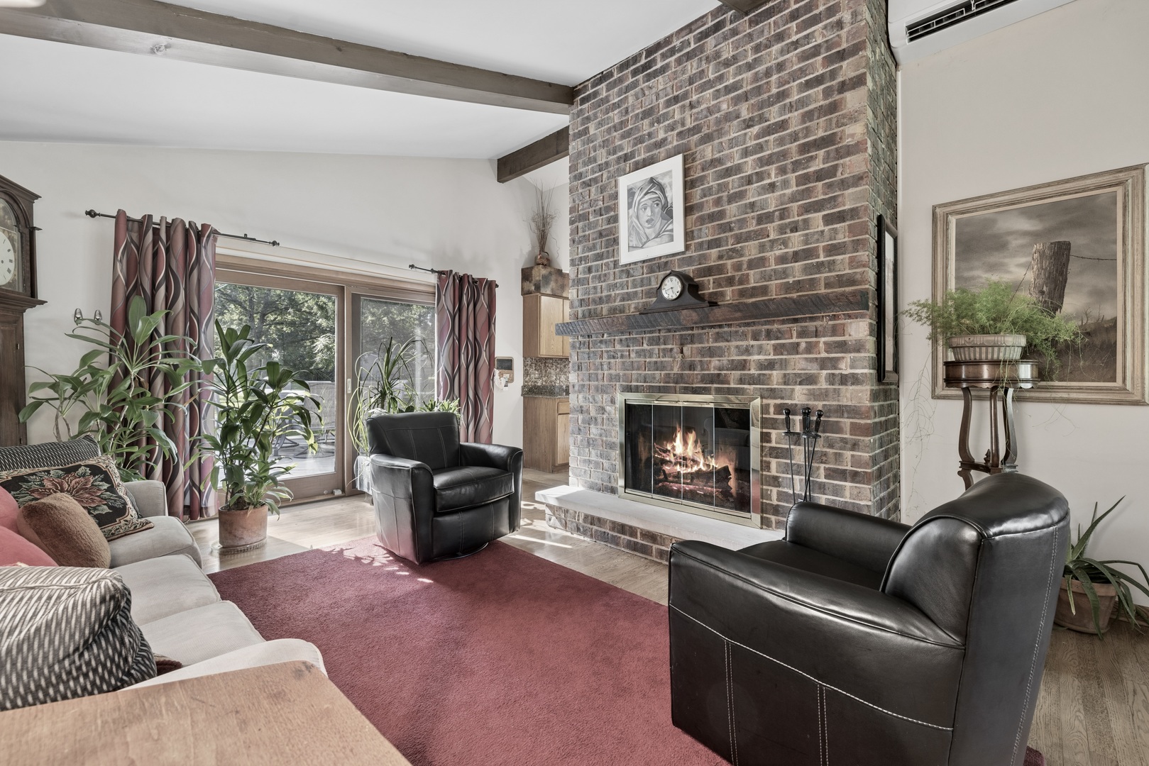 2824 South Red Barn Road Crystal Lake, IL 60012 - Photo 8 of 22 Gallery Image 8