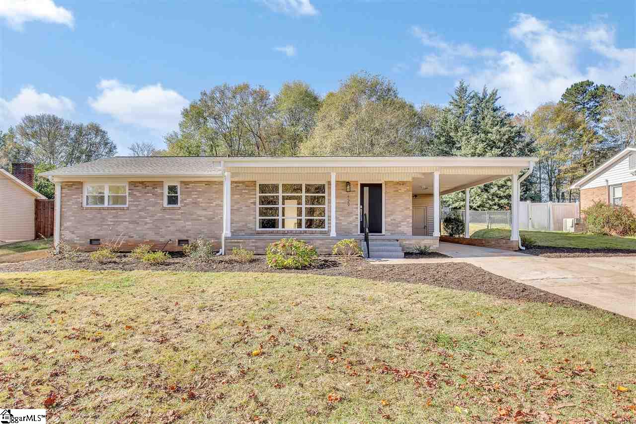129 Duncan Chapel Road Greenville, SC 29617 - Photo 1 of 31 Gallery Image 1