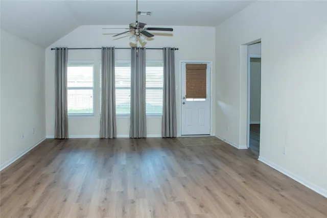 $2,075 | 14910 Hope Hills Lane, Cypress, TX 77429